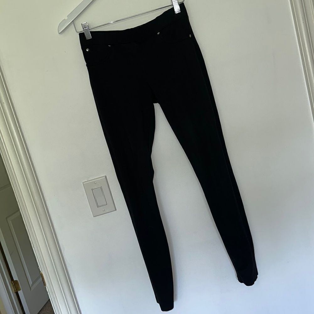 Trina Turk skinny legging pants